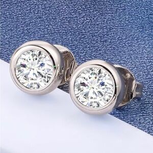 Genuine ~Certified 2 Carat Bezel Set Diamond 18k White Gold Stud Earrings Unisex